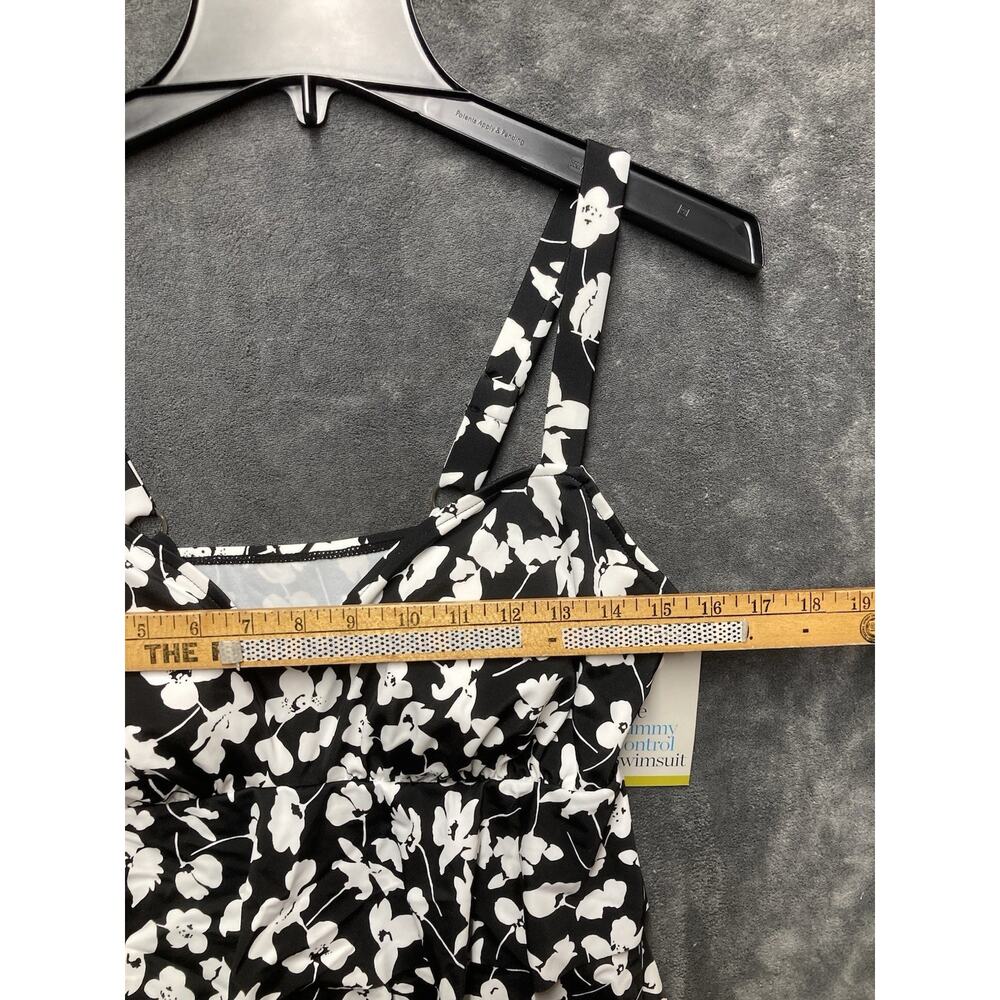 NWT Croft & One Piece Tummy Control Swimsuit Tiered Floral Black White Sz 14 - Picture 3 of 10
